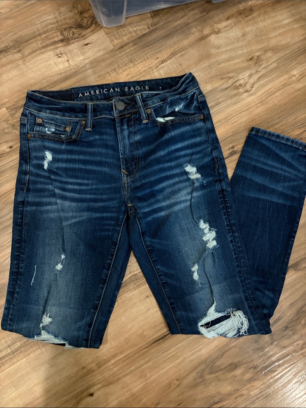 American Eagle Outfitters Dark Wash Ripped Skinny Jeans